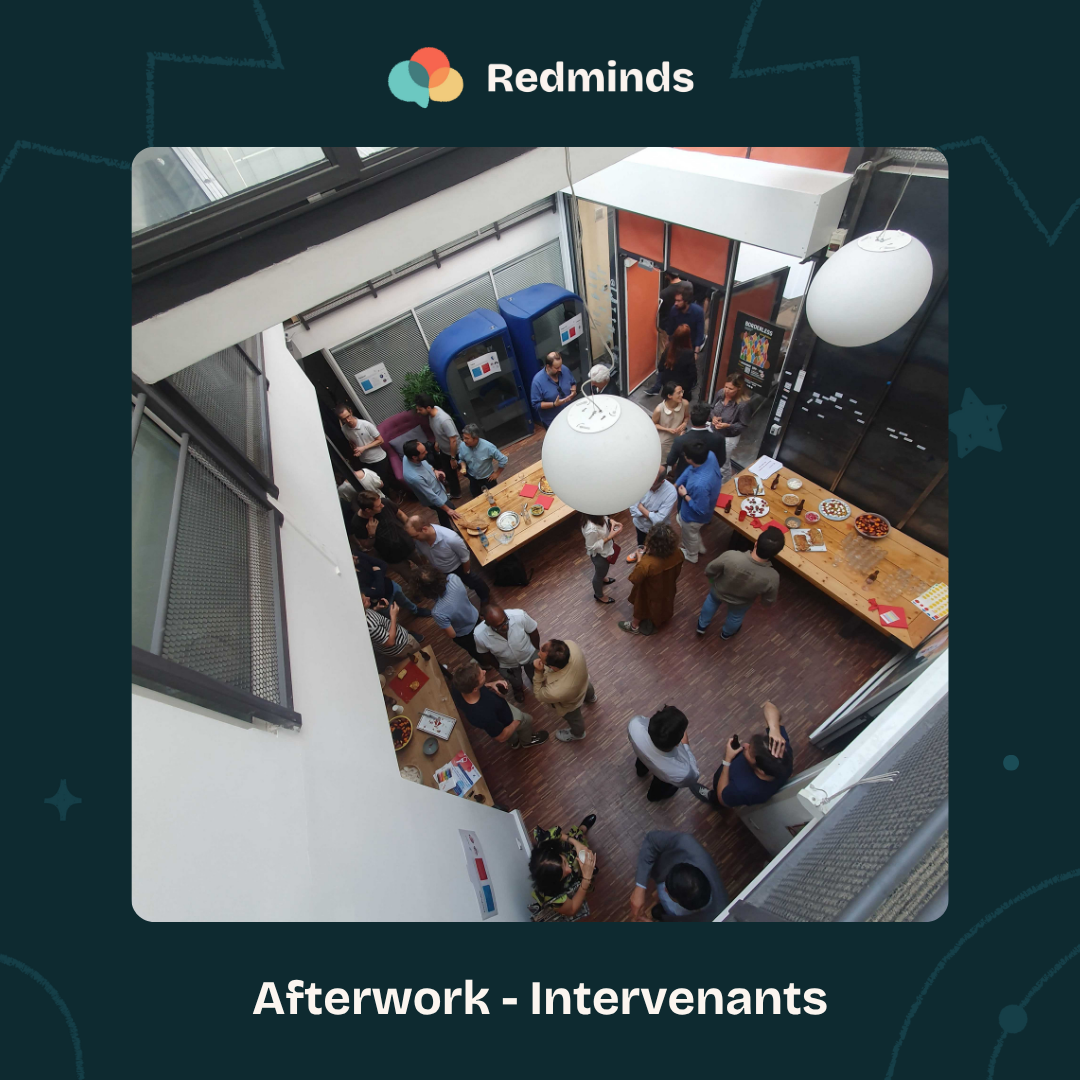 Des intervenants Redminds réunis autour d'un after work organisé dans nos locaux parisiens.