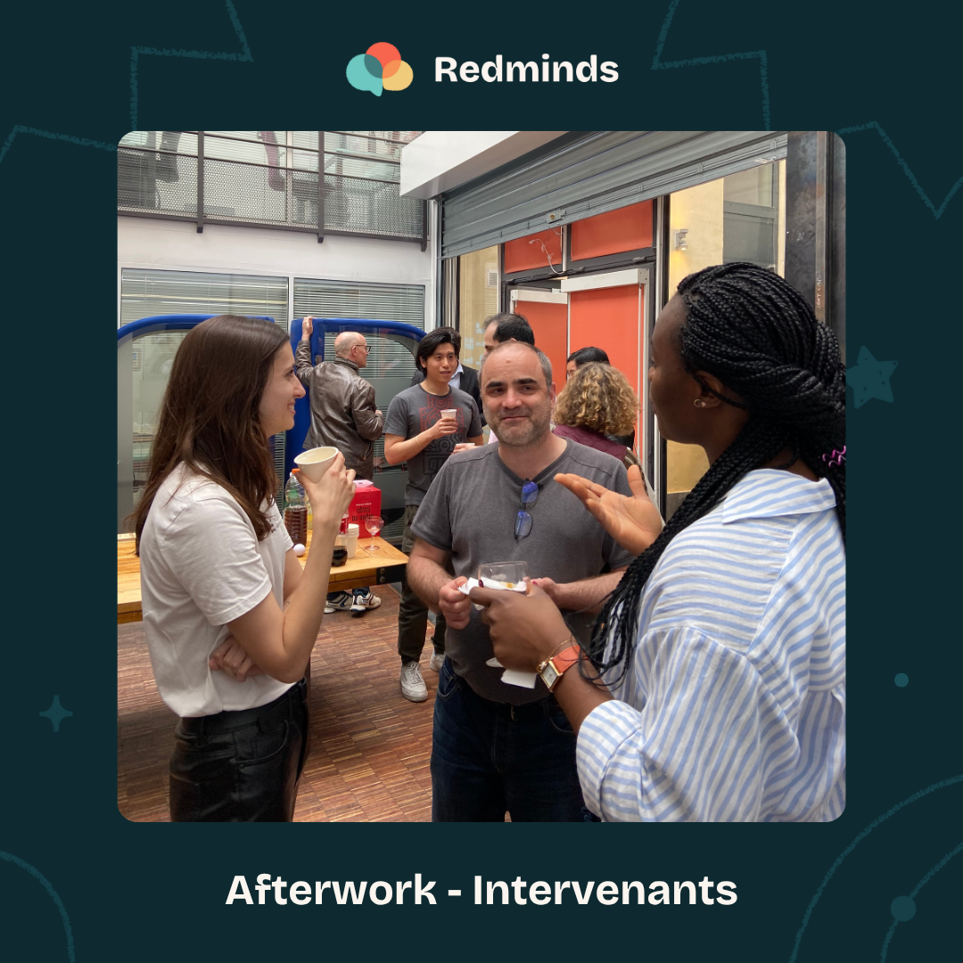 Des intervenants Redminds réunis autour d'un after work organisé dans nos locaux parisiens.